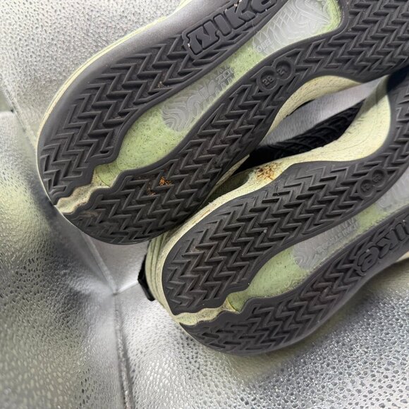 Size 11.5 Nike Cosmic Unity Black Green Glow Mens Basketball Sneakers DA6725-001 - Picture 14 of 14